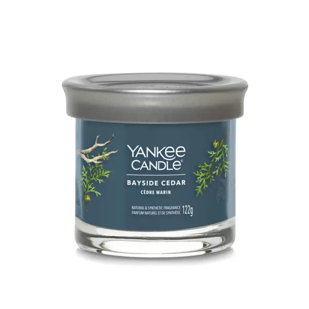 Ароматична свічка Bayside Cedar Small Yankee Candle 122г