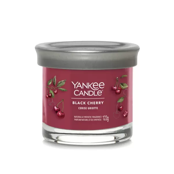 Ароматична свічка Black Cherry Small Yankee Candle