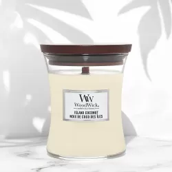 Ароматична свічка з ароматом кокоса та ананаса Woodwick Medium Island Coconut 275 г