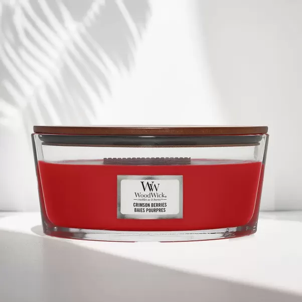 Ароматична свічка з нотами різдвяних ягід Woodwick Ellipse Crimson Berries 453 г